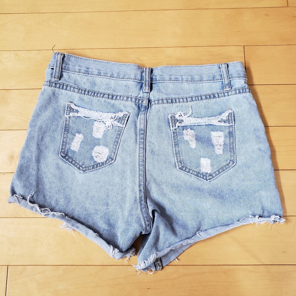 Jean shorts - Picture 2 of 4